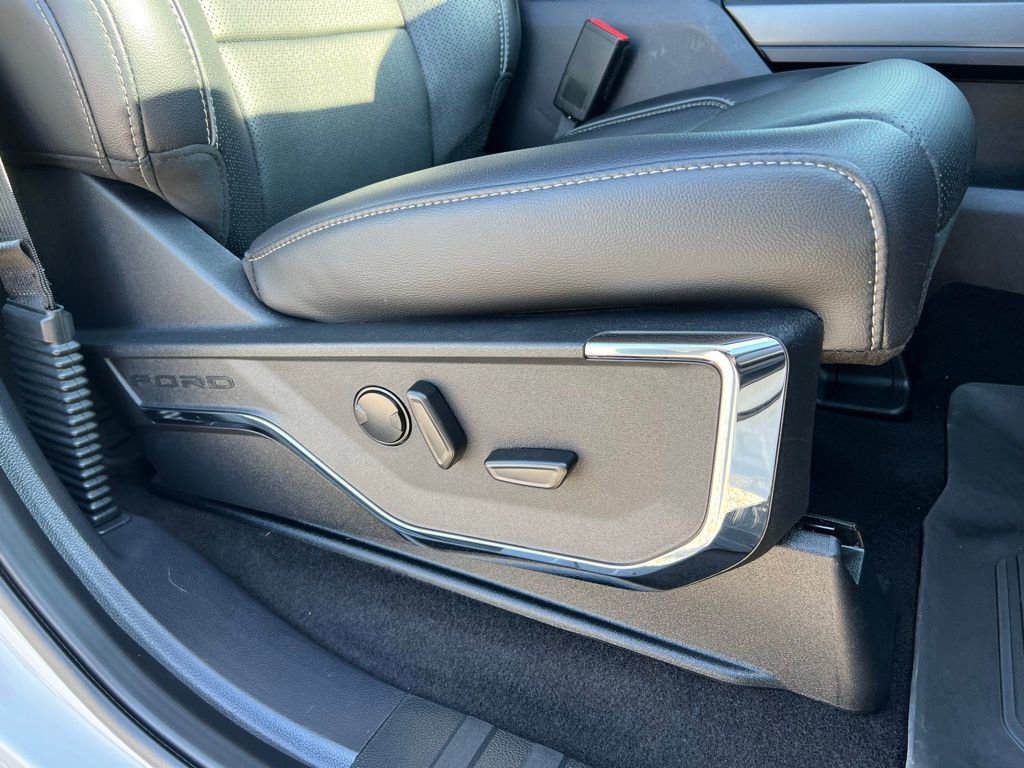 Used 2024 Ford F150 Lariat w/ FX4 Off-Road Package image 23