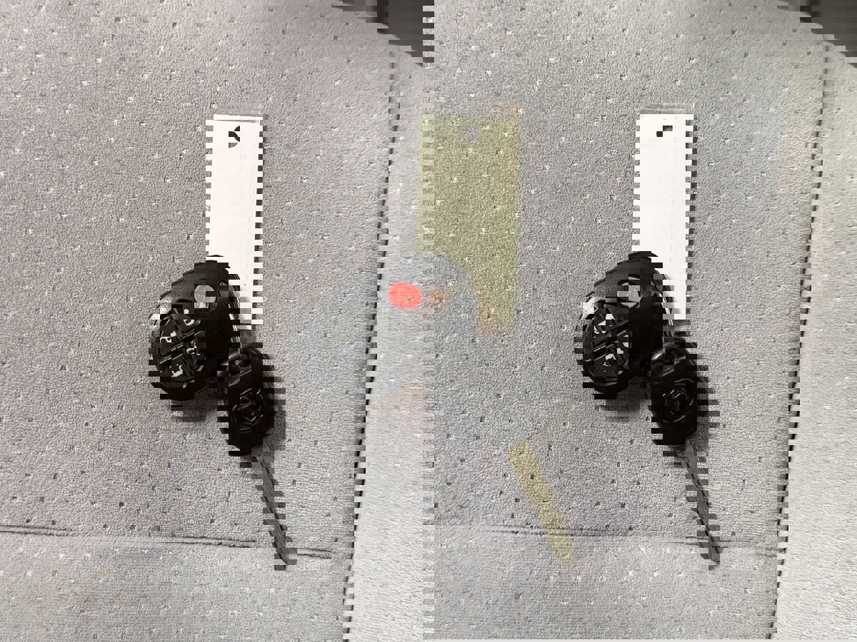 Used 2020 Toyota Sienna LE image 31