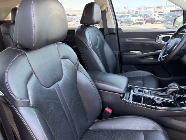 Used 2022 Kia Sorento SX FWD image 25