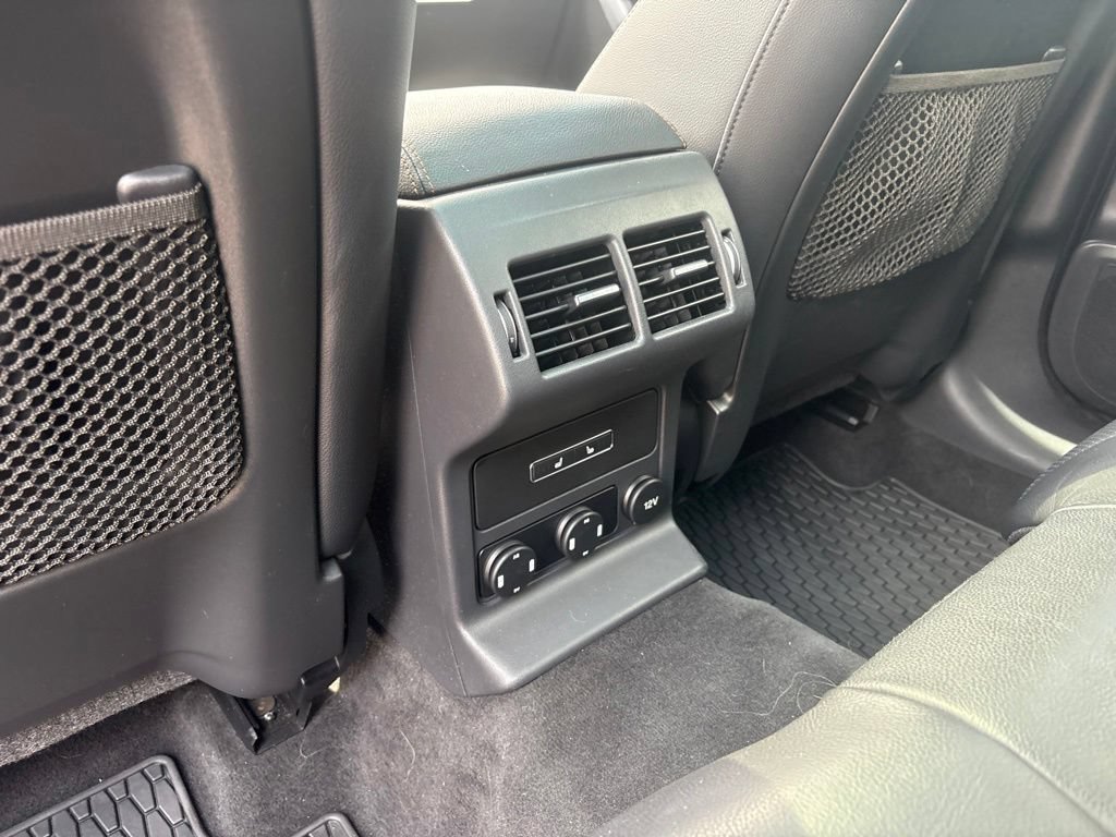 Used 2017 Jaguar F-PACE Prestige AWD/4WD image 20