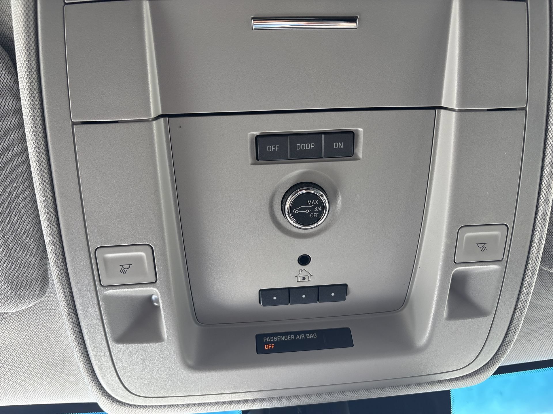 Used 2020 GMC Yukon Denali AWD/4WD image 9