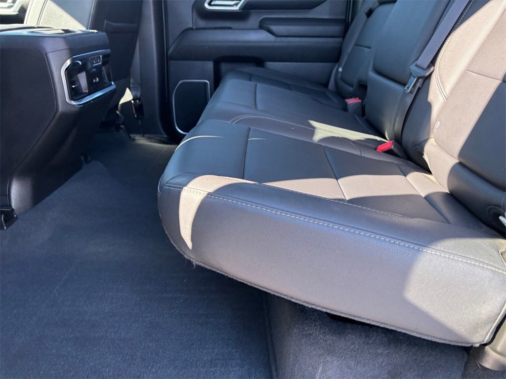 Used 2024 Chevrolet Silverado 2500 LTZ w/ LTZ Texas Edition image 29