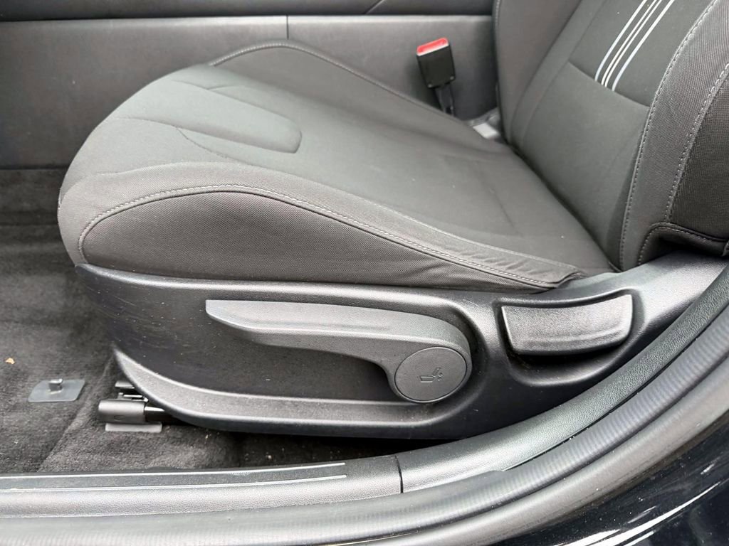 Certified 2023 Hyundai Elantra SEL w/ Convenience Package FWD image 24