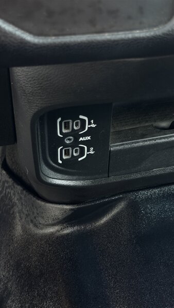 Used 2023 RAM 2500 Laramie AWD/4WD image 16