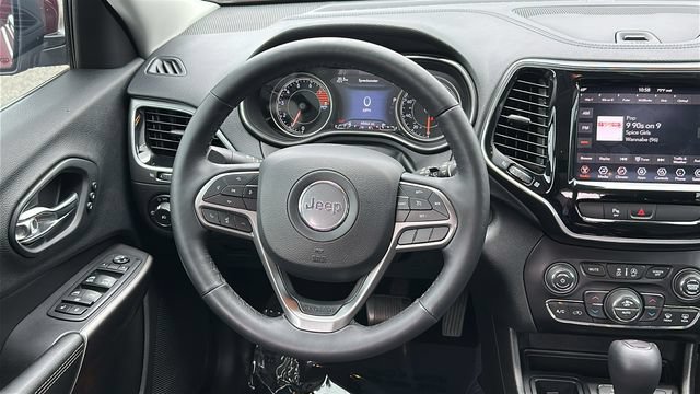 Used 2019 Jeep Cherokee Limited FWD image 23