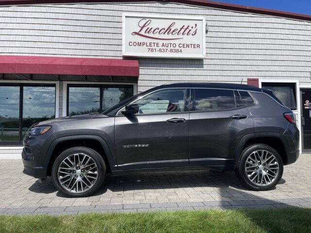 Used 2023 Jeep Compass Limited w/ Elite Group AWD/4WD image 32