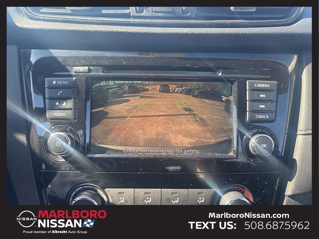 Certified 2018 Nissan Rogue S image 24