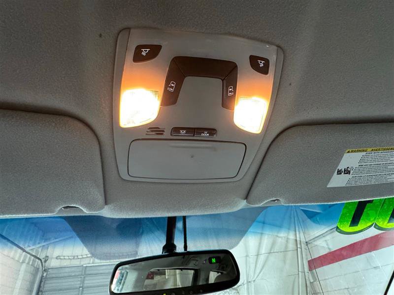 Used 2011 Toyota Sienna LE w/ Towing Pkg image 21