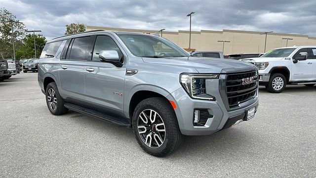 Used 2024 GMC Yukon XL AT4 w/ Technology Package AWD/4WD image 37