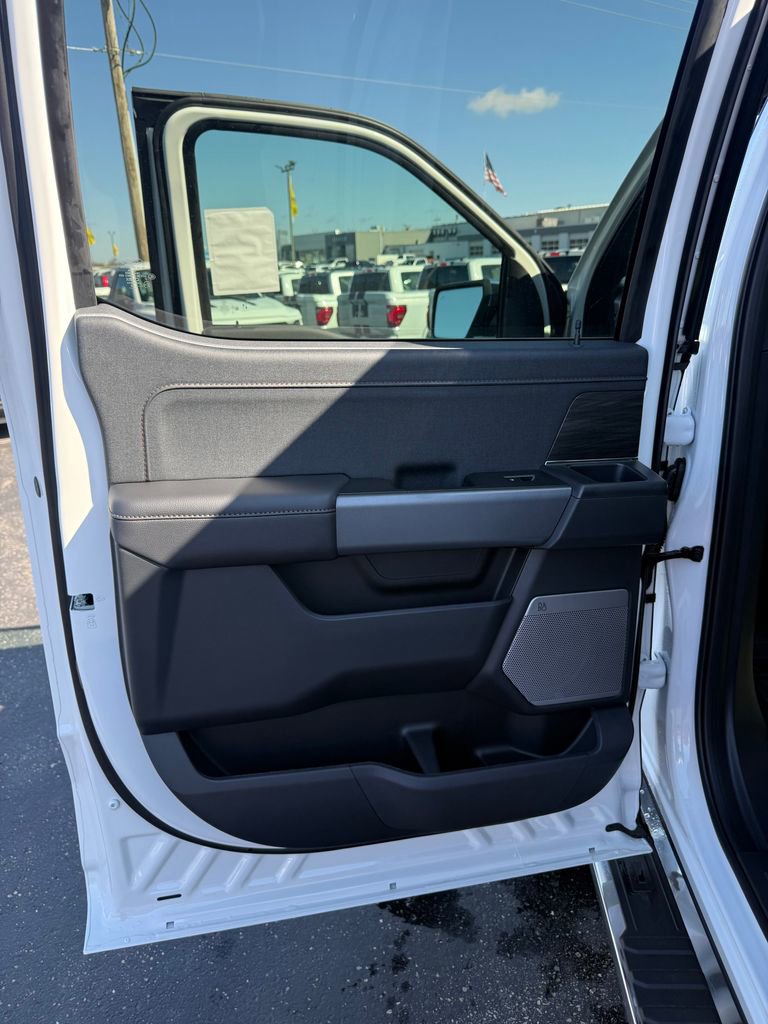 New 2026 Ford F150 Lariat w/ Equipment Group 501A Mid image 18