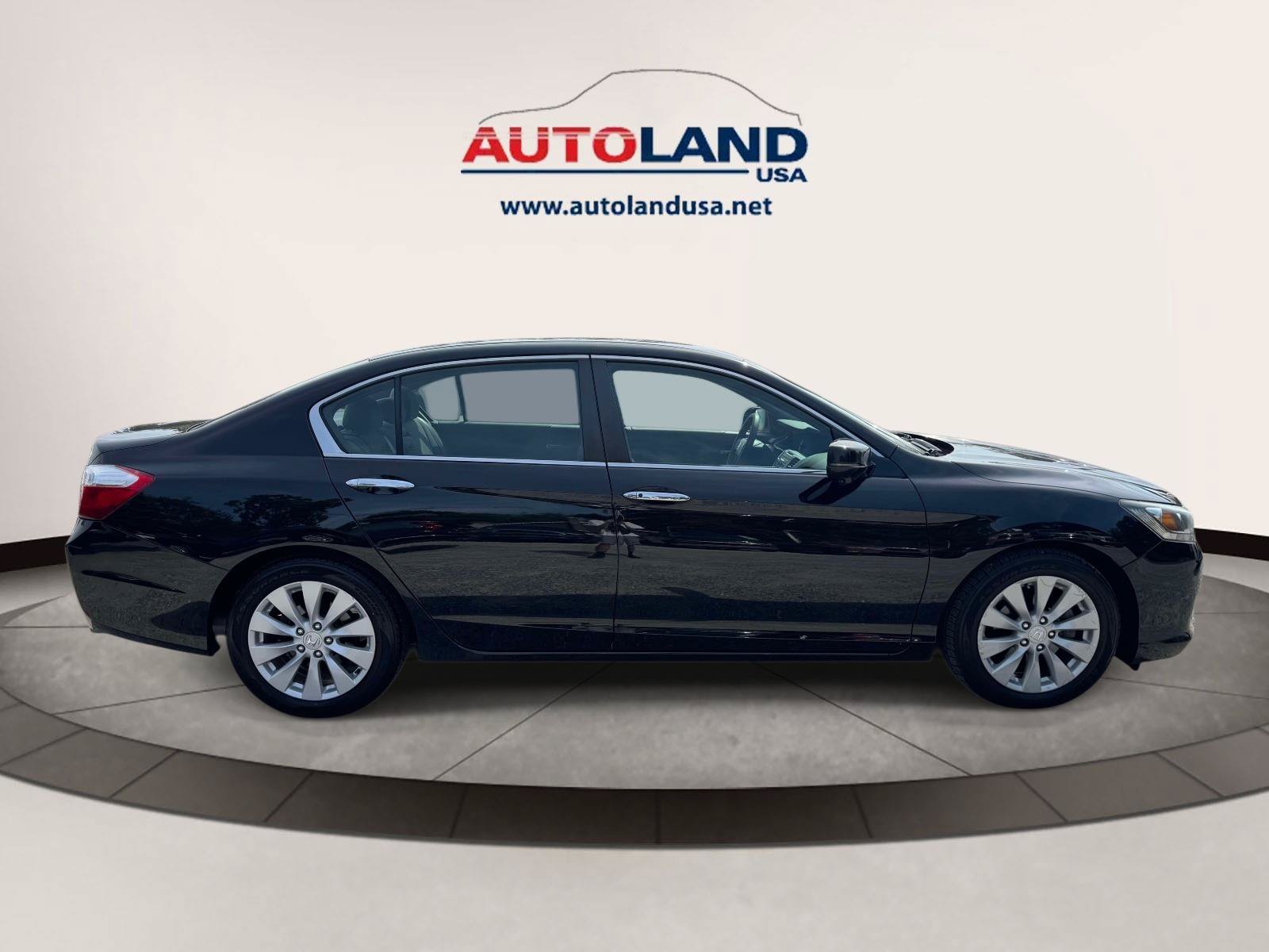 Used 2015 Honda Accord EX image 3