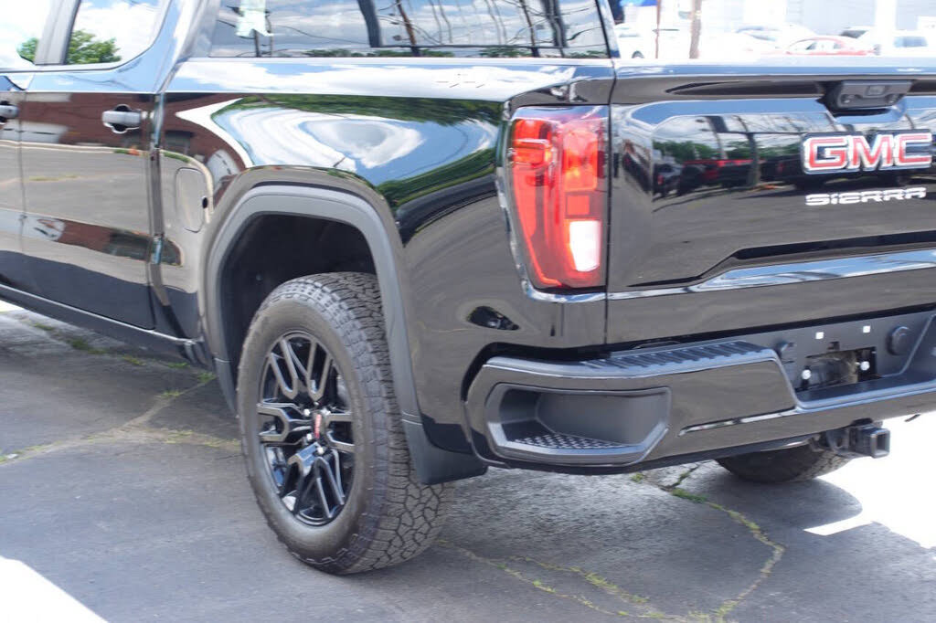 Used 2023 GMC Sierra 1500 Pro w/ Graphite Edition AWD/4WD image 10