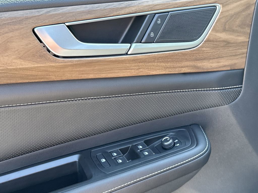 New 2026 Volkswagen Atlas SE image 27