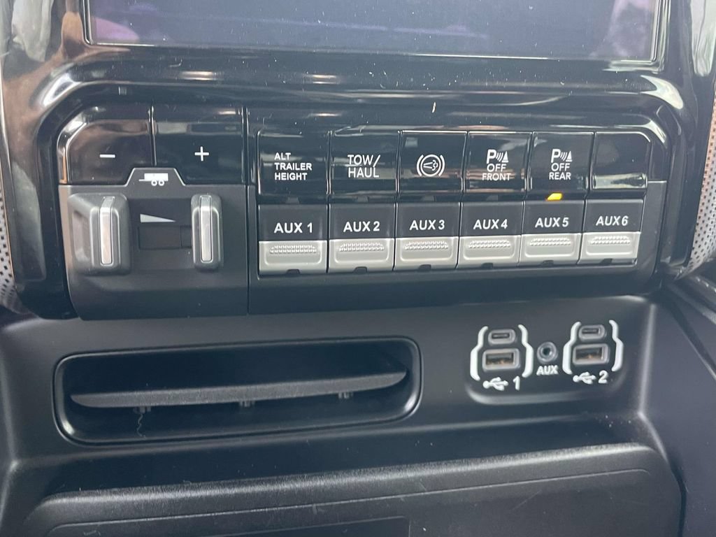 Used 2020 RAM 3500 Limited AWD/4WD image 21