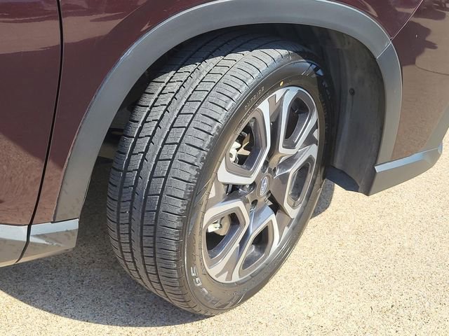 Used 2023 Subaru Ascent Touring image 6