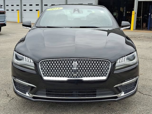 Used 2019 Lincoln MKZ Premiere FWD image 2