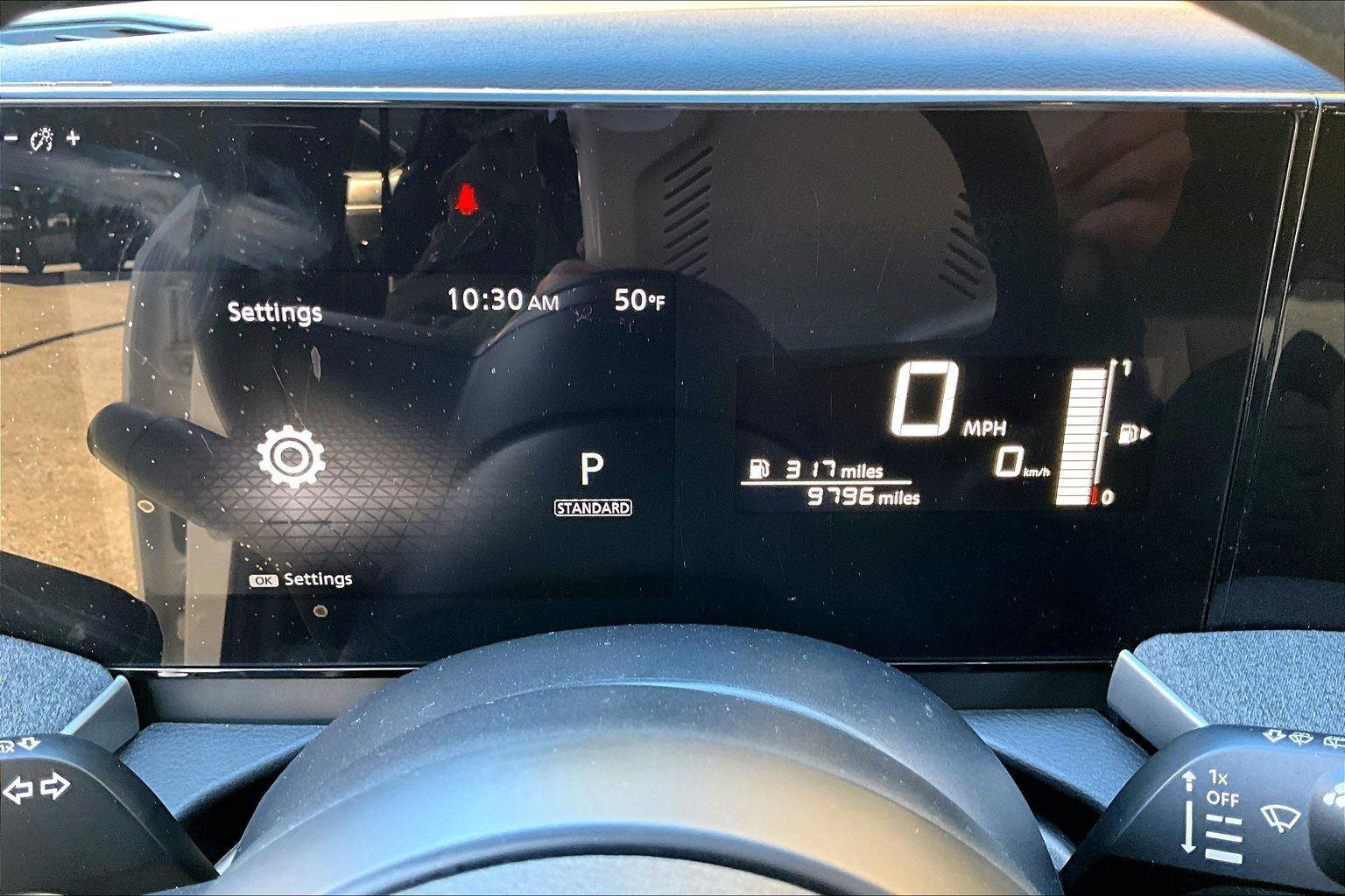 Used 2025 Nissan Kicks SV image 21