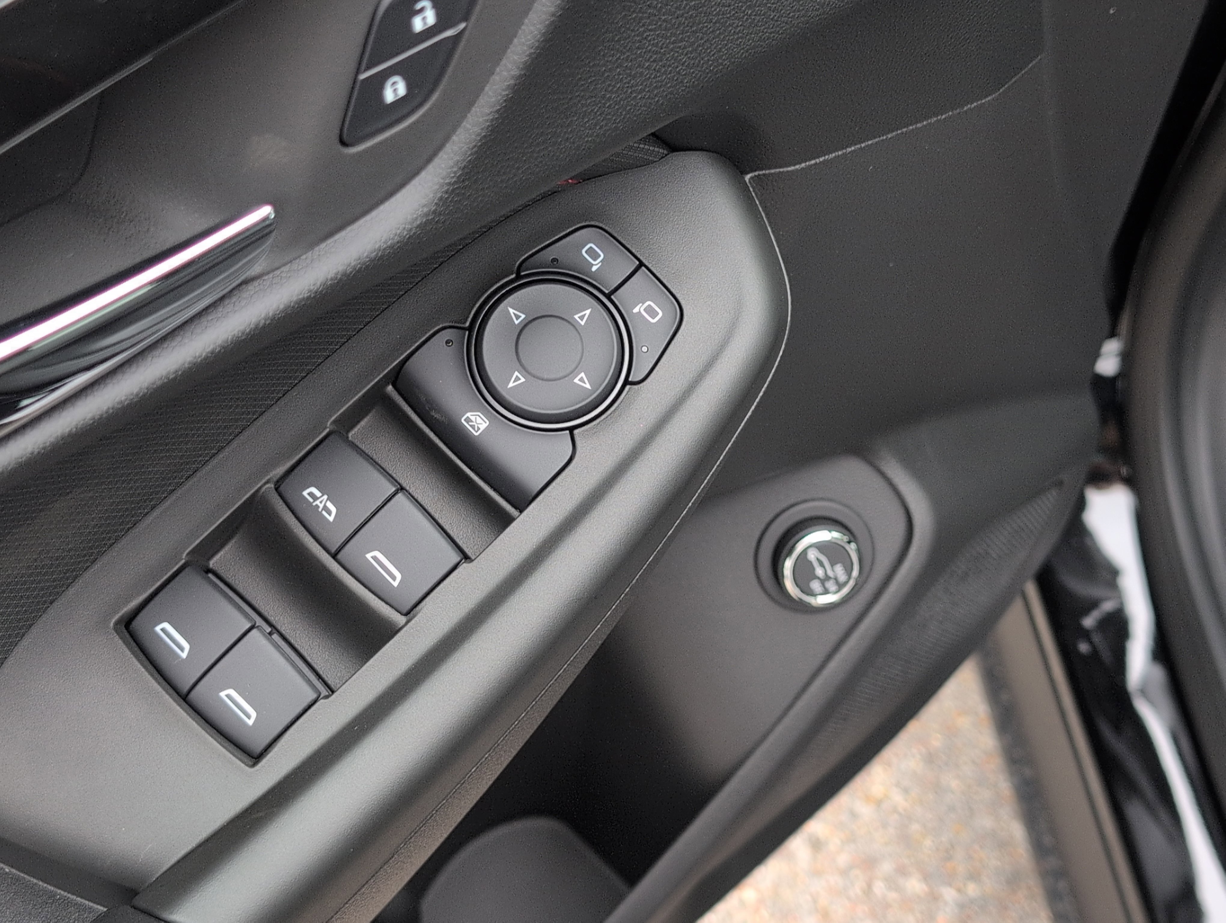 New 2026 Chevrolet TrailBlazer RS w/ Convenience Package image 12