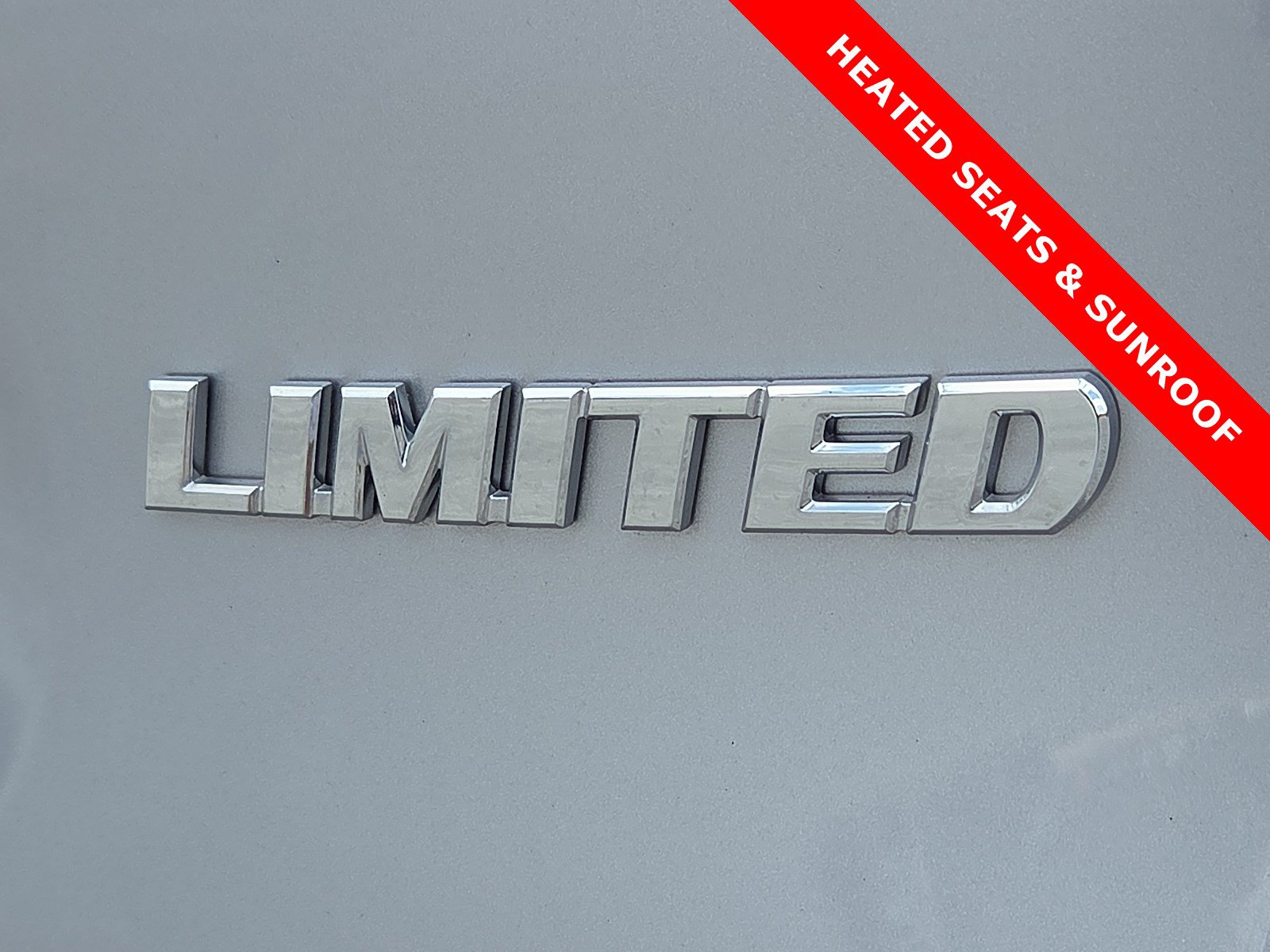 Used 2023 Toyota RAV4 Limited w/ Limited Grade Weather Package FWD image 8