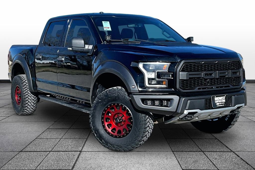 Used 2018 Ford F150 Raptor image 2