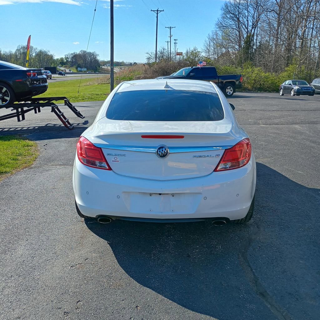 Used 2013 Buick Regal Premium FWD image 4