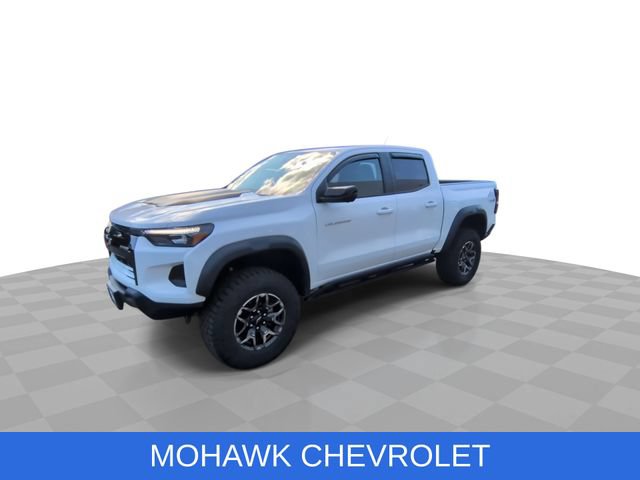 Used 2024 Chevrolet Colorado ZR2 w/ ZR2 Convenience Package III AWD/4WD image 4