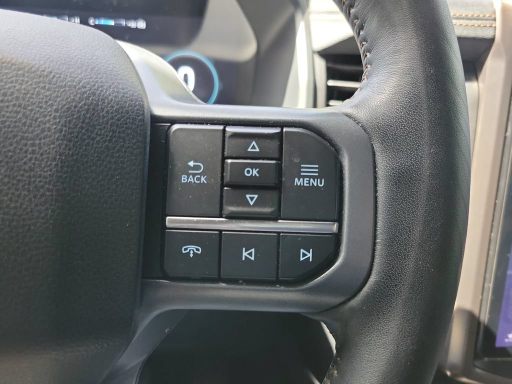 Used 2023 Ford F150 Lightning Lariat AWD/4WD image 23