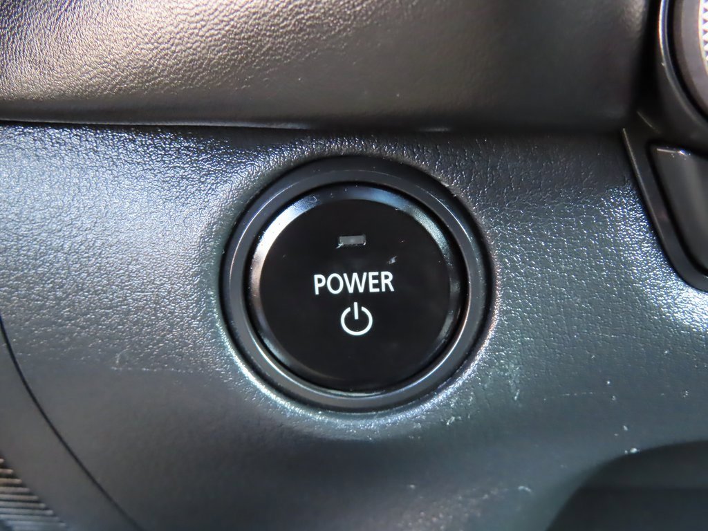 Used 2025 MAZDA CX-50 AWD 2.5 Hybrid w/ Premium Pkg image 12