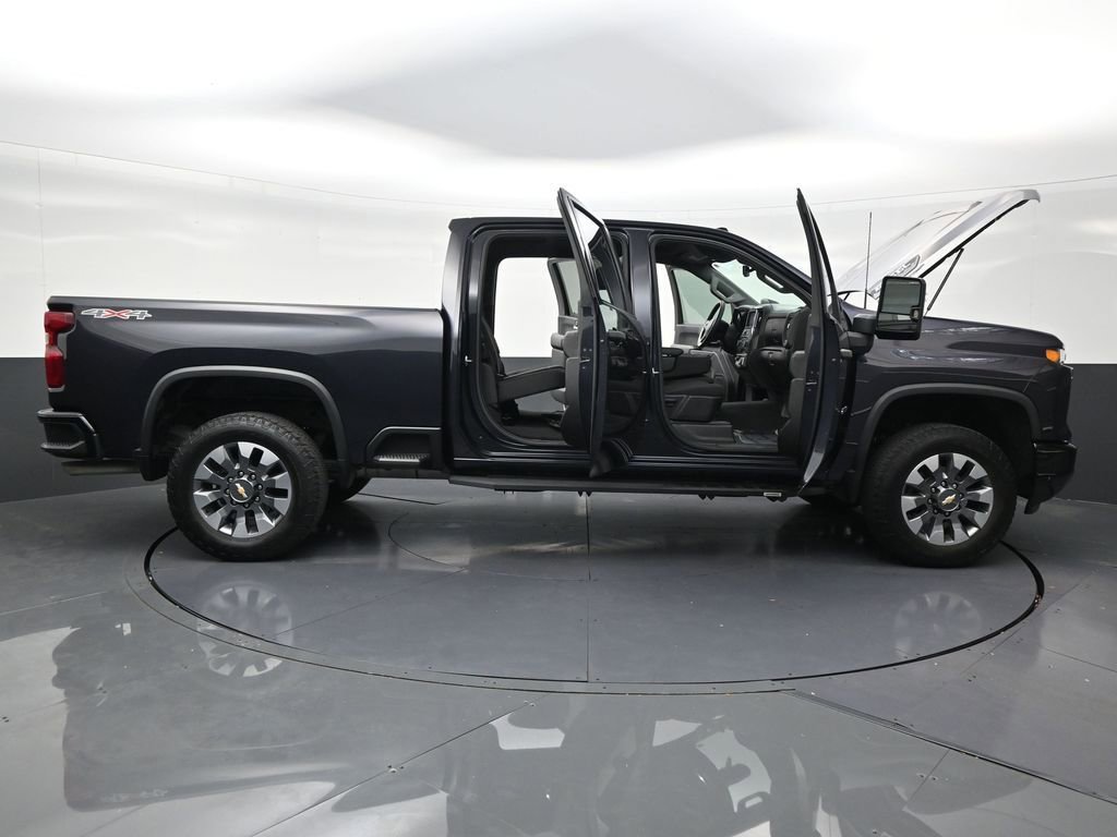 Used 2024 Chevrolet Silverado 2500 Custom w/ Custom Value Package AWD/4WD image 30
