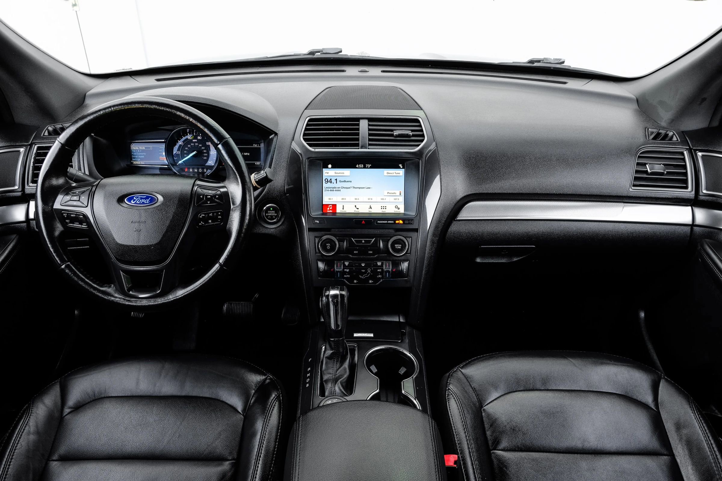 Used 2018 Ford Explorer XLT w/ Equipment Group 202A AWD/4WD image 21