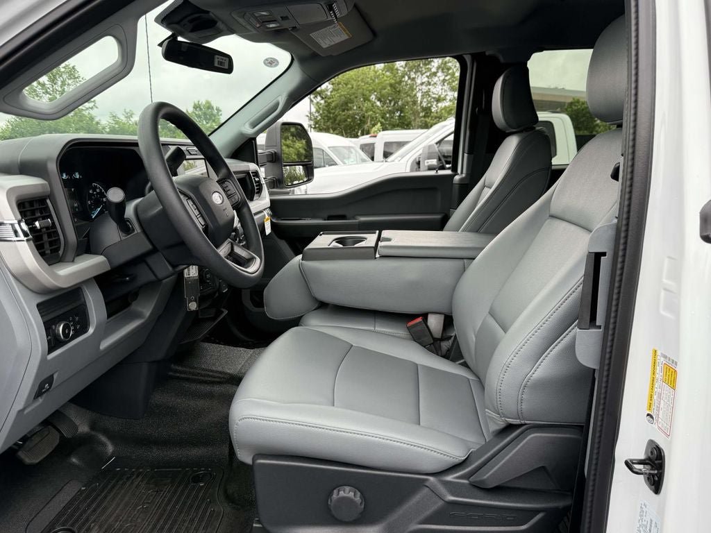 New 2026 Ford F350 XL w/ FX4 Off-Road Package AWD/4WD image 9