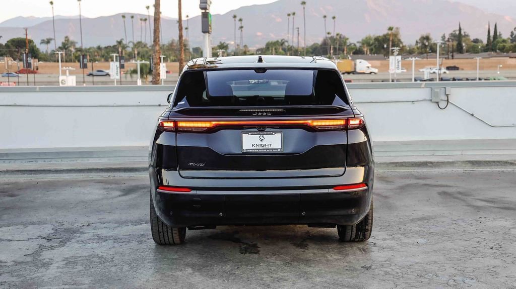 New 2025 Jeep Wagoneer S Launch Edition AWD/4WD image 9