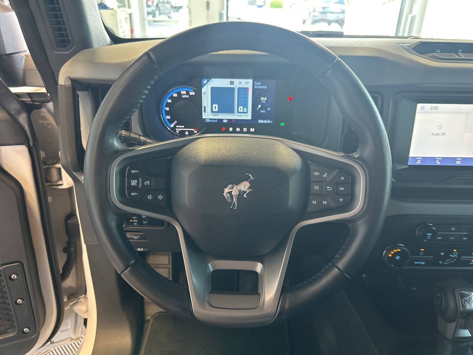 Used 2023 Ford Bronco Badlands image 18