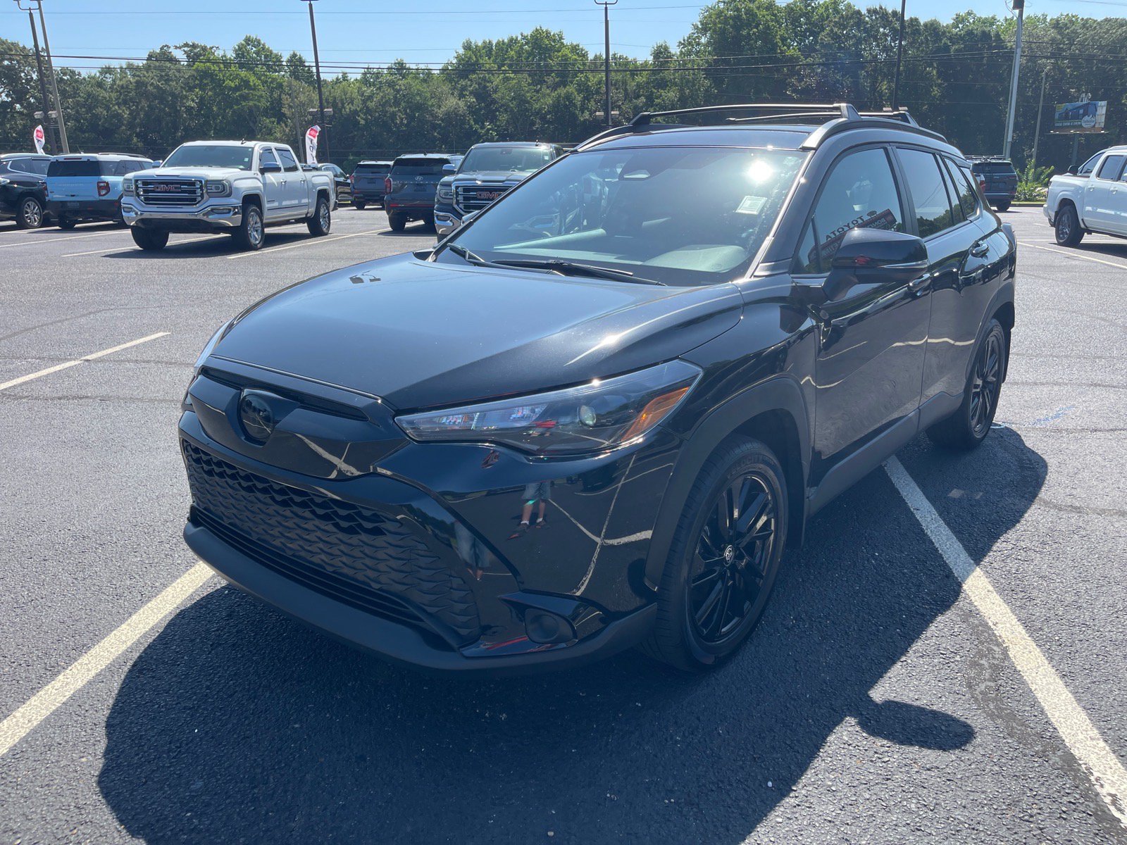 Used 2025 Toyota Corolla Cross AWD Hybrid image 3