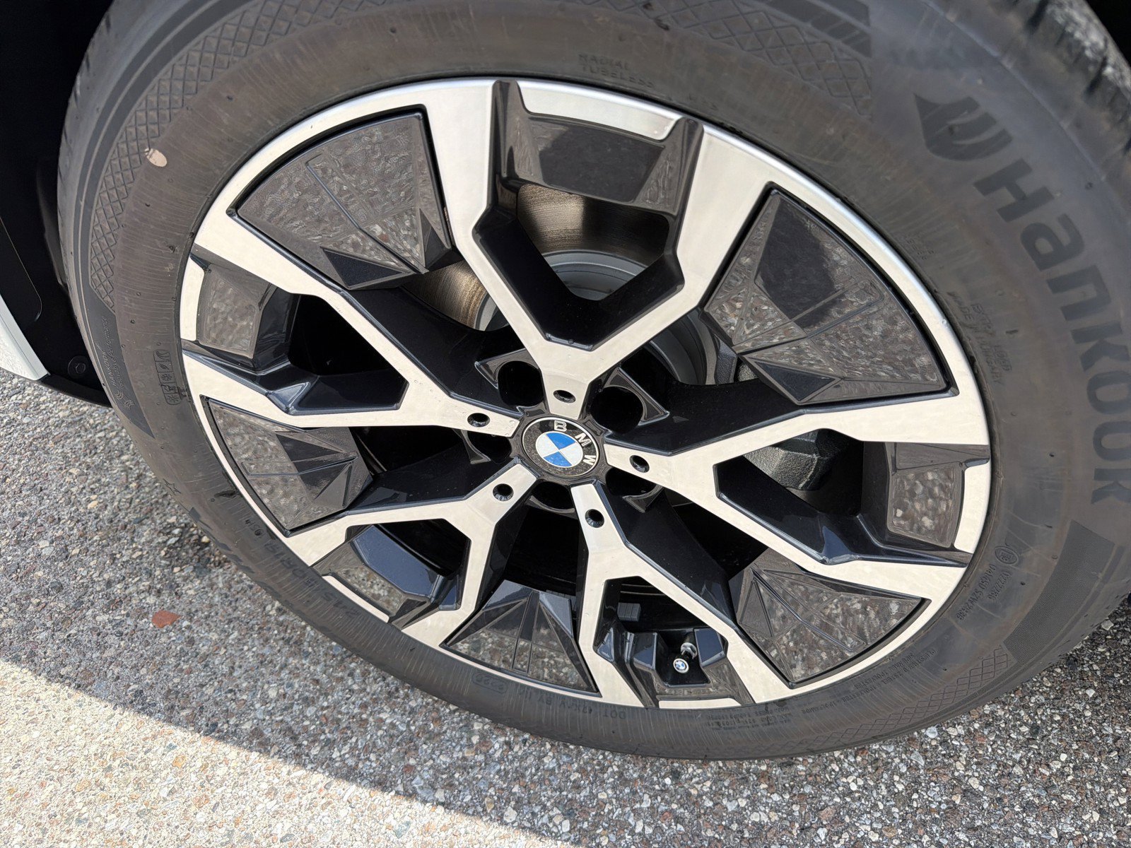 New 2026 BMW X3 xDrive30i w/ Convenience Package AWD/4WD image 10