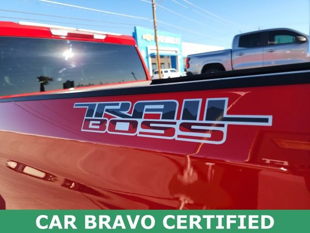 Certified 2025 Chevrolet Silverado 1500 Custom Trail Boss w/ Turbomax Blackout Package image 13