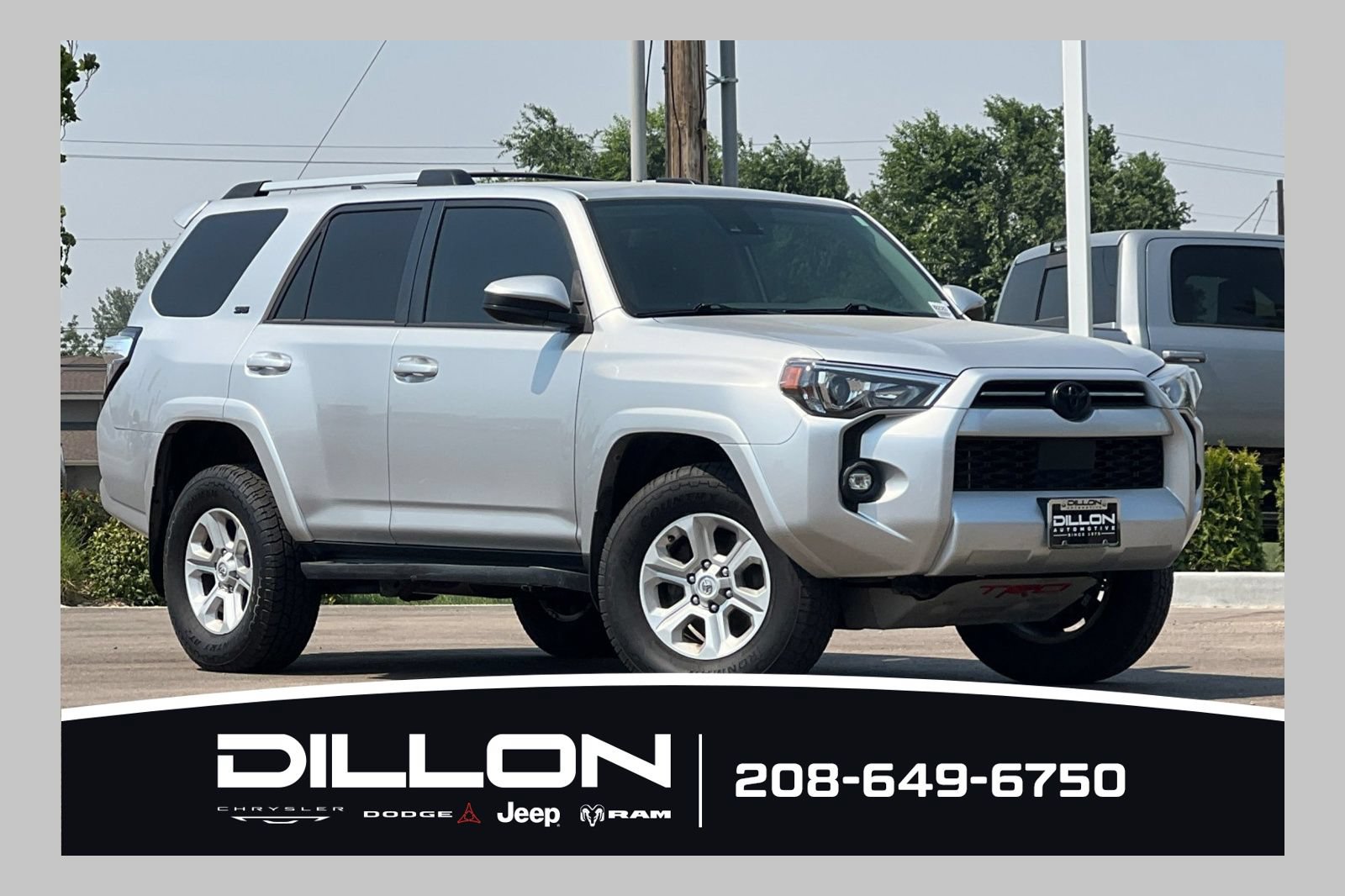 Used 2022 Toyota 4Runner SR5 AWD/4WD image 1