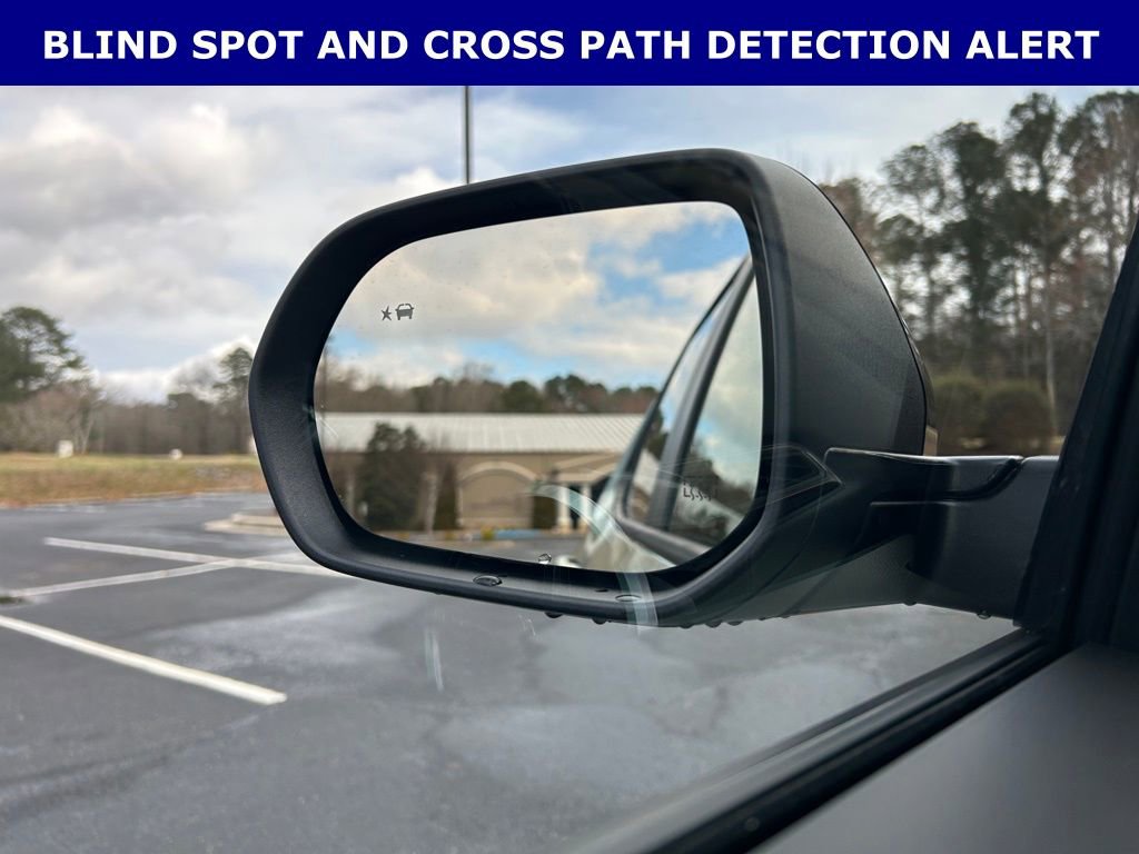 New 2026 Chevrolet Equinox LT w/ Midnight Edition image 8