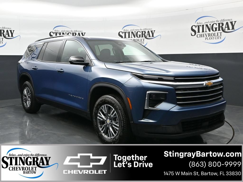 Used 2026 Chevrolet Traverse LT