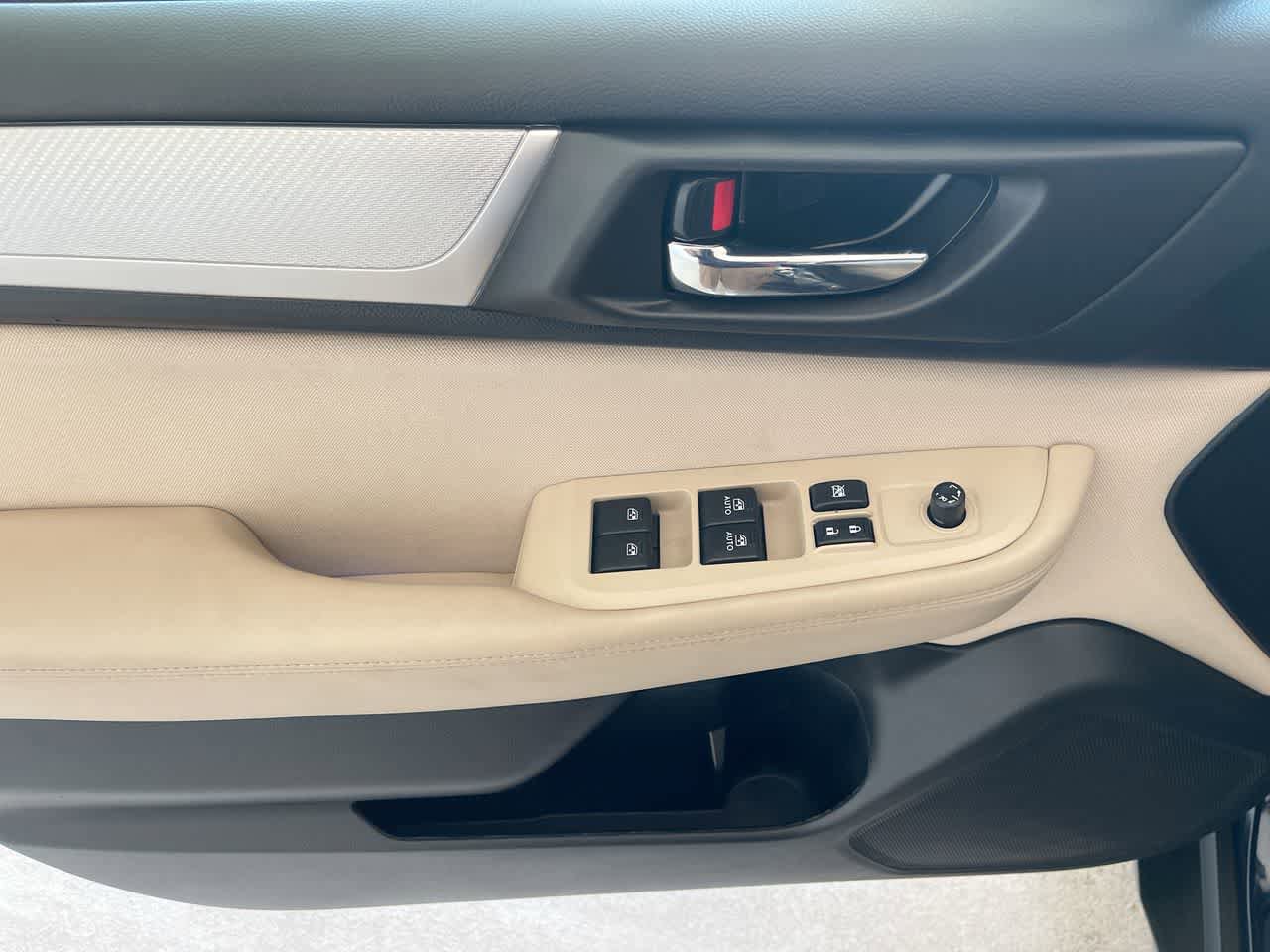 Used 2018 Subaru Outback 2.5i Premium AWD/4WD image 13