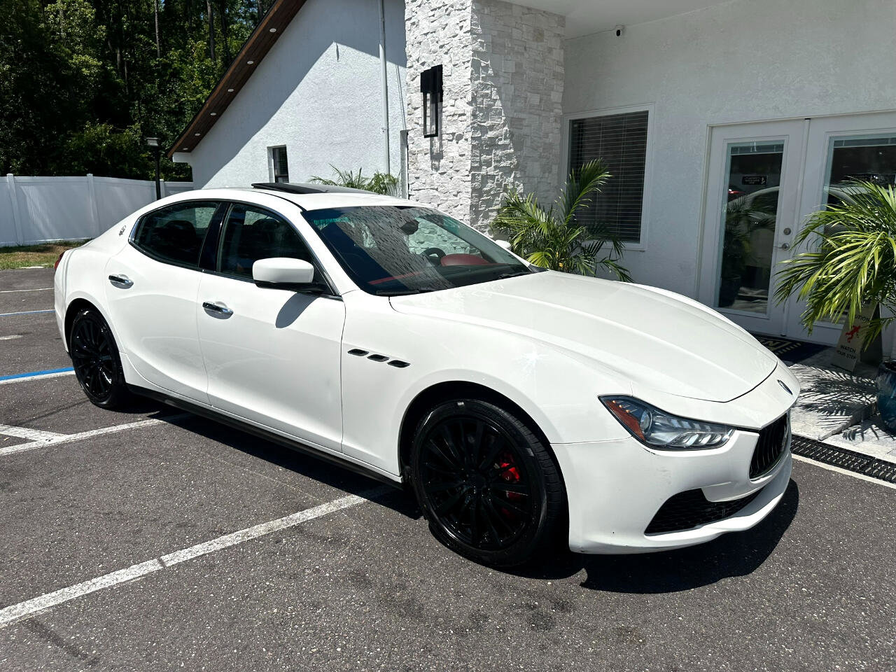 Used 2016 Maserati Ghibli S image 23
