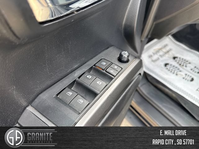 Used 2021 Toyota Tacoma TRD Off-Road AWD/4WD image 11