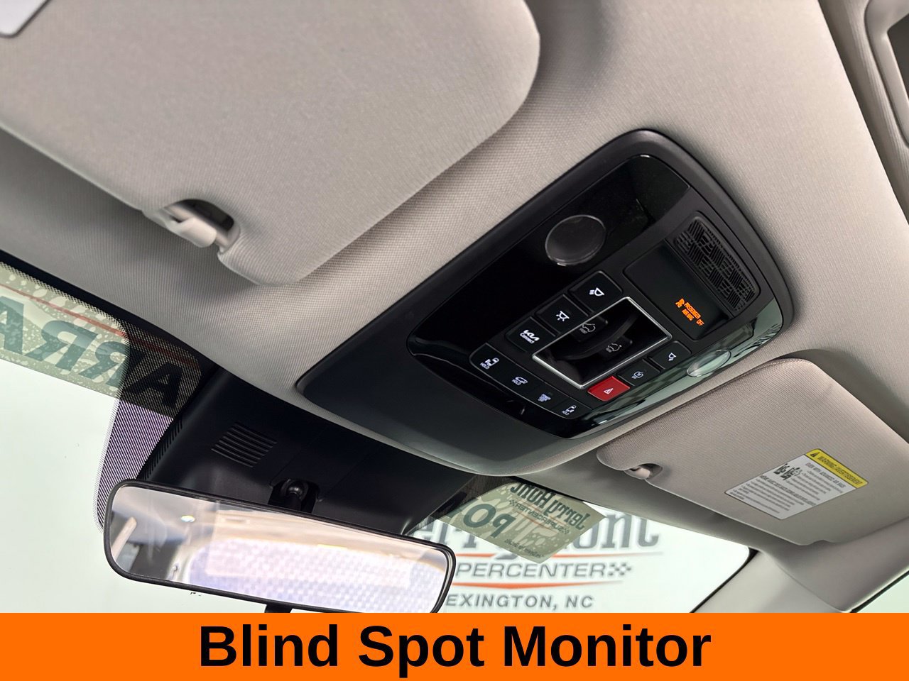 Used 2025 Kia Carnival SX FWD image 22