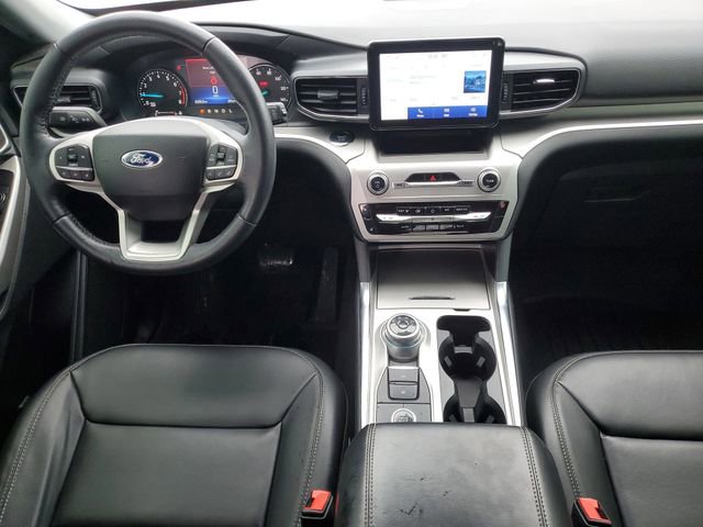 Used 2022 Ford Explorer XLT w/ Equipment Group 202A image 23