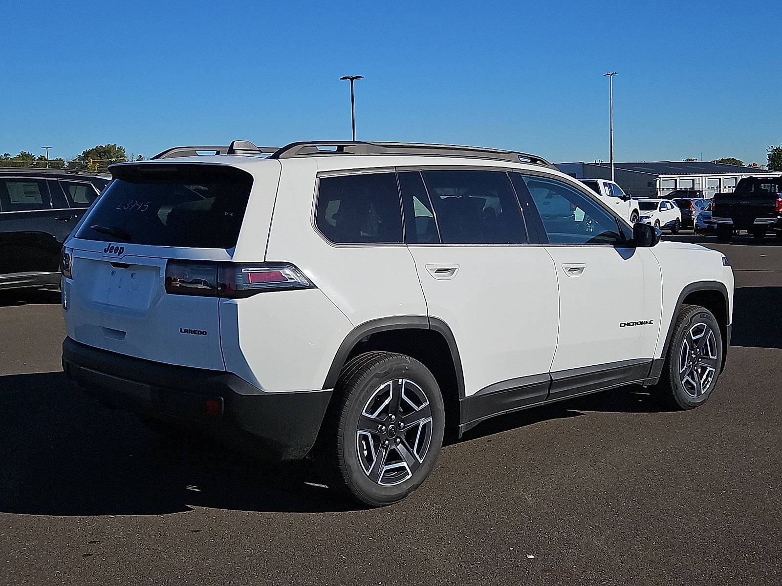 New 2026 Jeep Cherokee Laredo AWD/4WD image 4