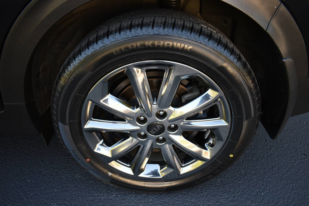 Used 2022 Kia Sportage Nightfall Edition w/ Nighfall AWD Premium Package image 44