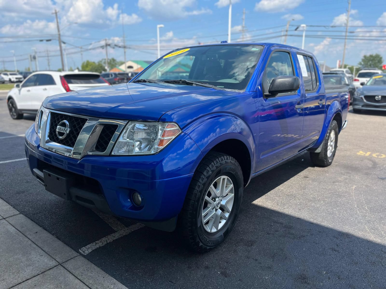 Used 2014 Nissan Frontier SV w/ SV Value Truck Package AWD/4WD image 2