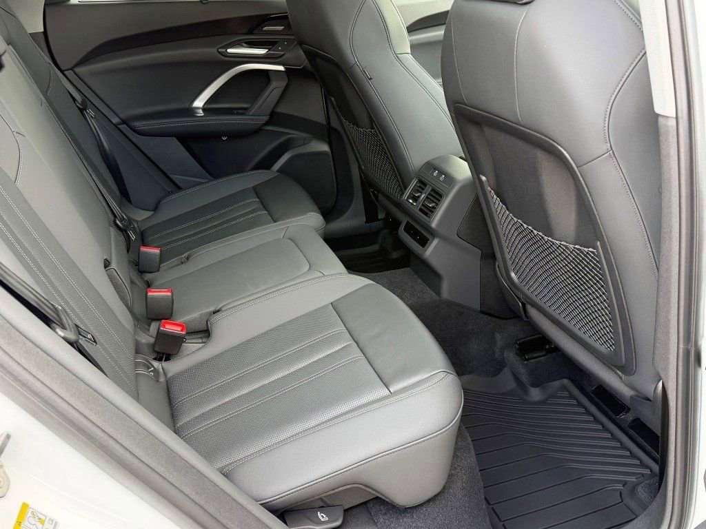 New 2025 Audi Q5 2.0T Premium Plus image 13