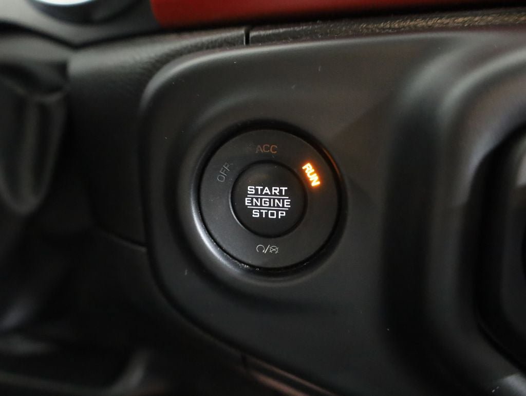 Used 2023 Jeep Wrangler Unlimited Rubicon AWD/4WD image 31