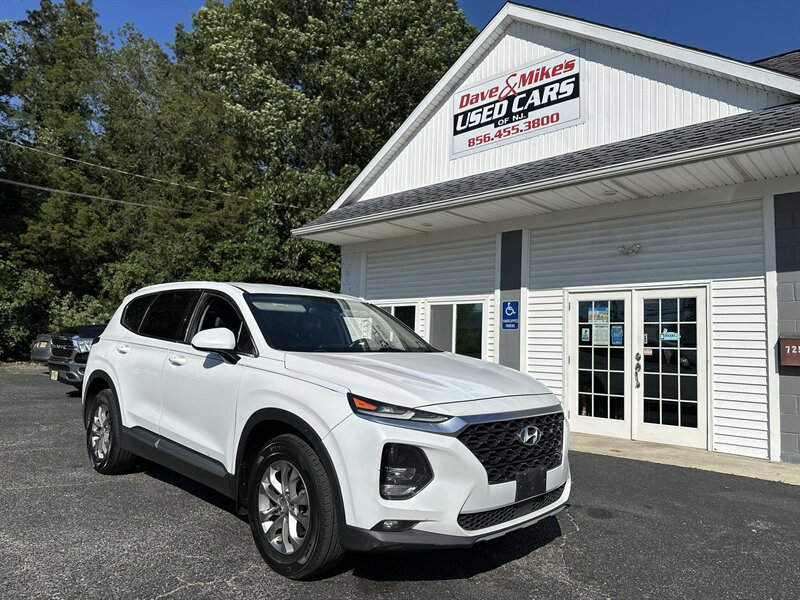 Used 2019 Hyundai Santa Fe SEL FWD image 1